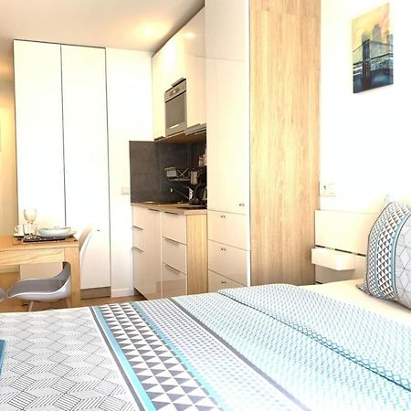 M11 Le Vieux Massyrer600Morly20 Minnetflixneuf Massy  Extérieur photo