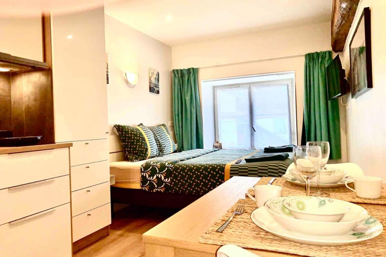 M11 Le Vieux Massyrer600Morly20 Minnetflixneuf Massy  Extérieur photo